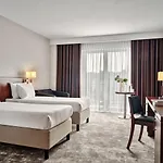 Congress & Hotel 4*
