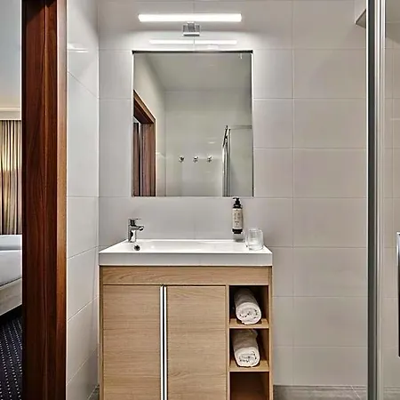 Hotel Congress & 4*