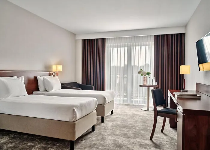 Congress & Hotel 4*